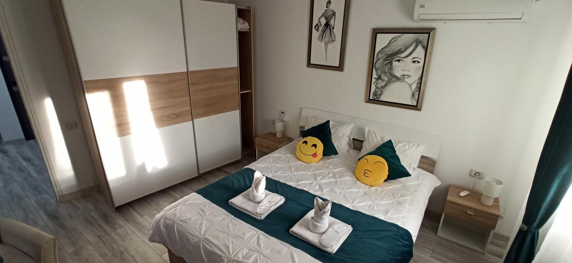 Comfortable Apartment University Square Bucarest Exterior foto