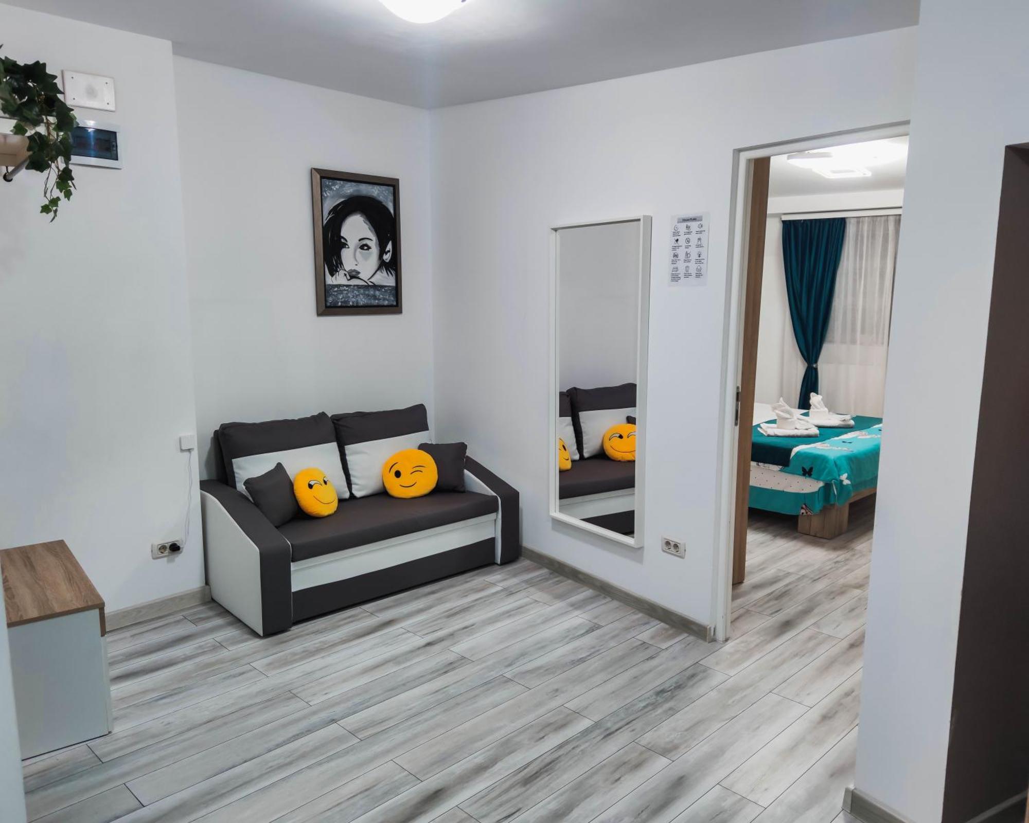 Comfortable Apartment University Square Bucarest Exterior foto